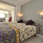 Seese Go2lloret * Льорет-де-Мар